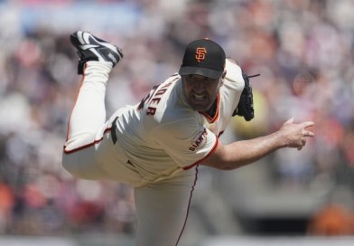 Verlander lanza 121 pitcheos y logra su victoria número 265