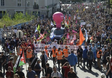 Huelgas y protestas en Francia enfrentan a las calles contra Macron y su nuevo primer ministro
