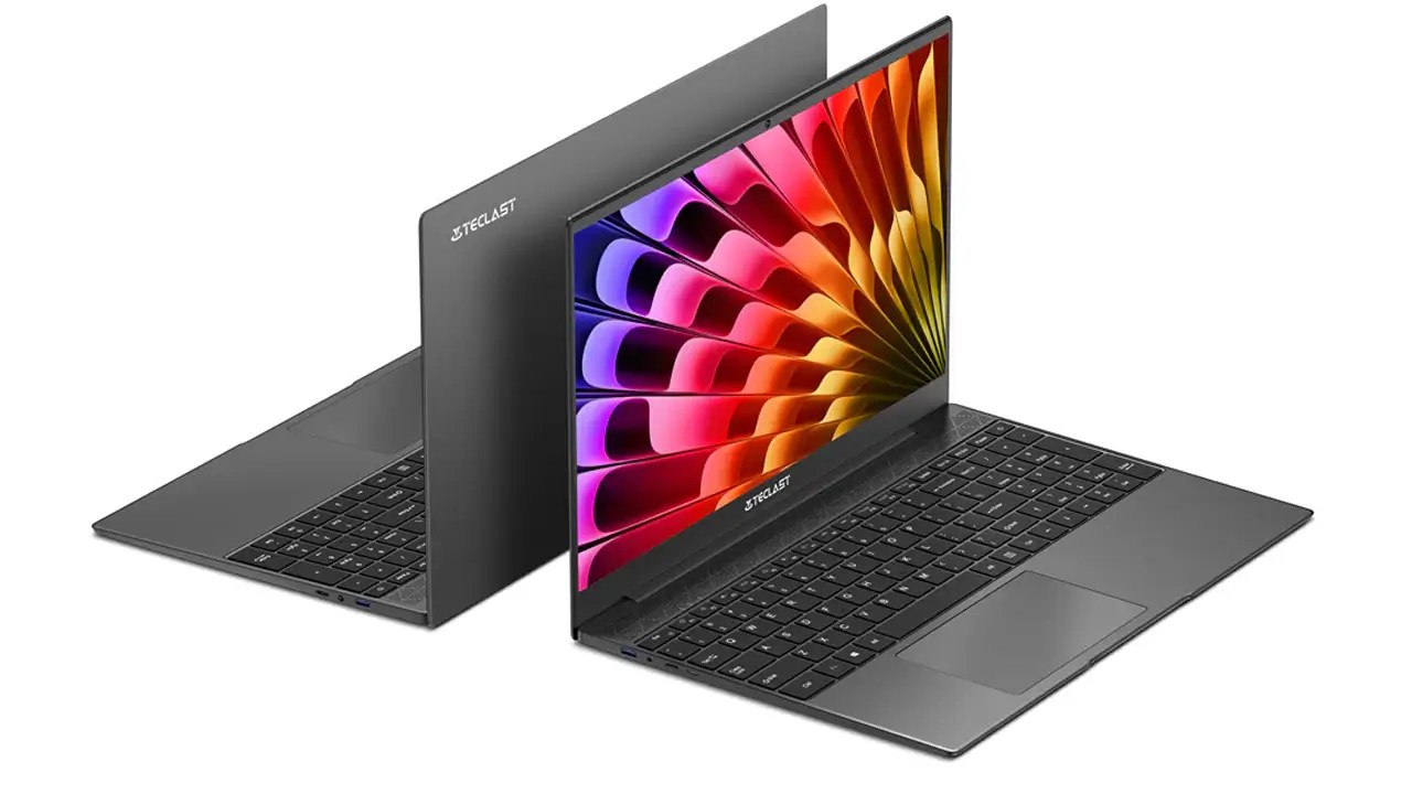 Teclast and Jumper laptops on desk – dual setup for office or home use