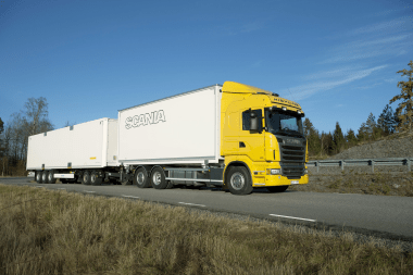 Scania, experta en camiones de 60 Tm y 25,25 m