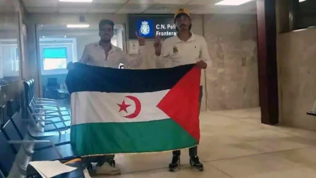 Saharaui retenido en Barajas es aceptado para asilo en España