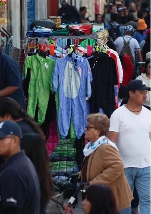 Amago de aranceles reduce 20% pedidos de ropa mexicana