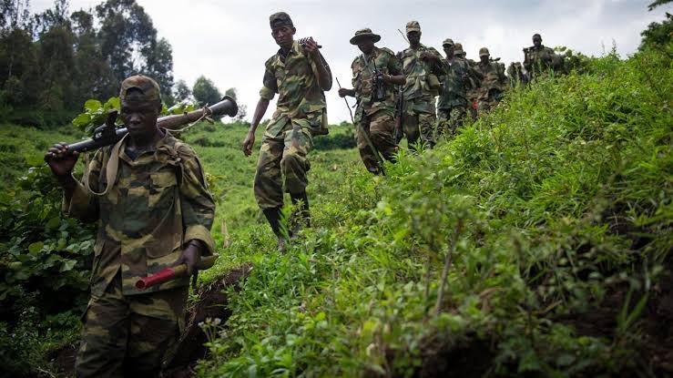 Rutshuru : « Encore un massacre perpétré par l’armée rwandaise et les M23, 11 civils tués sur la colline Rubona dans le Bukombo » (Communiqué FARDC)