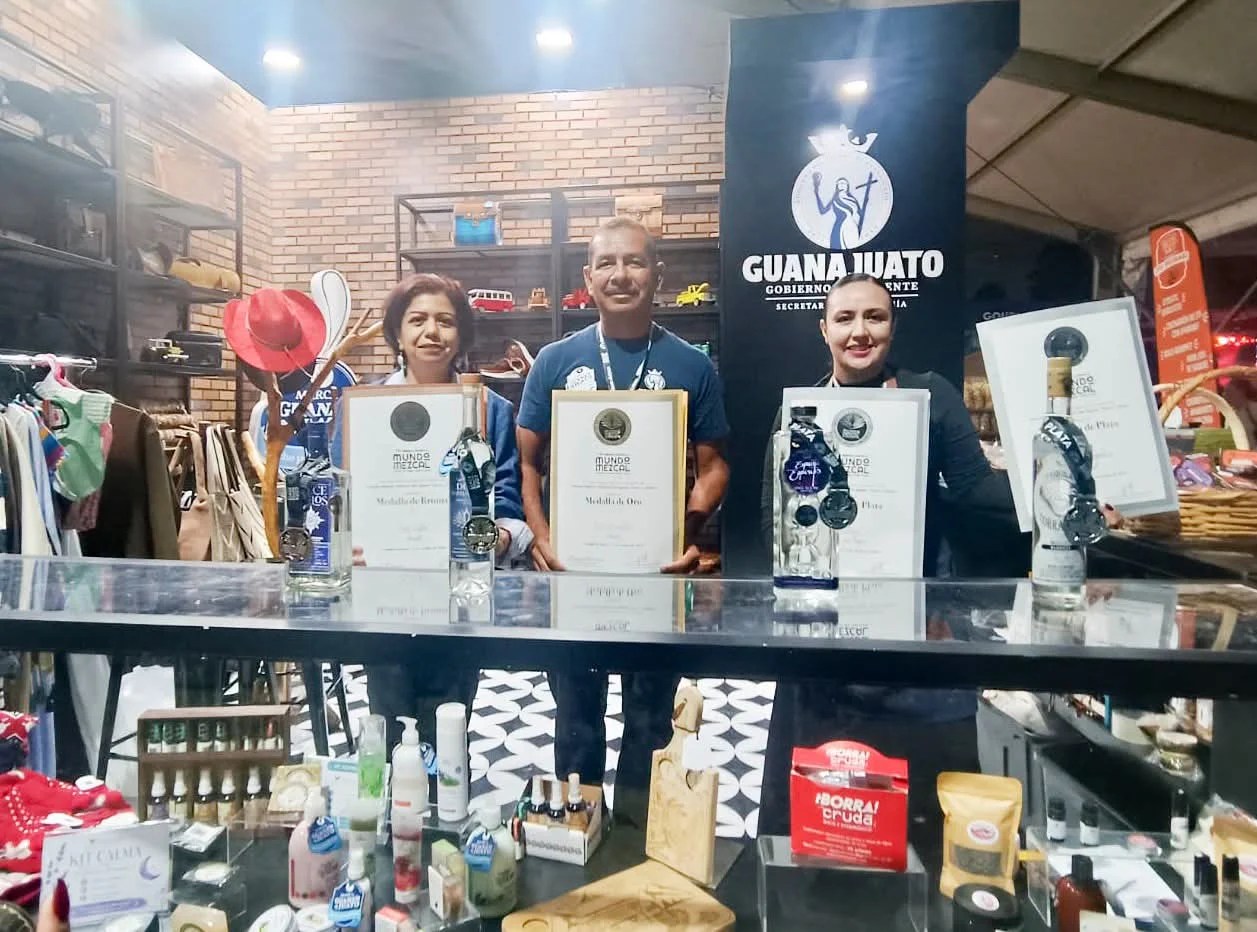 Mundo Mezcal (1)