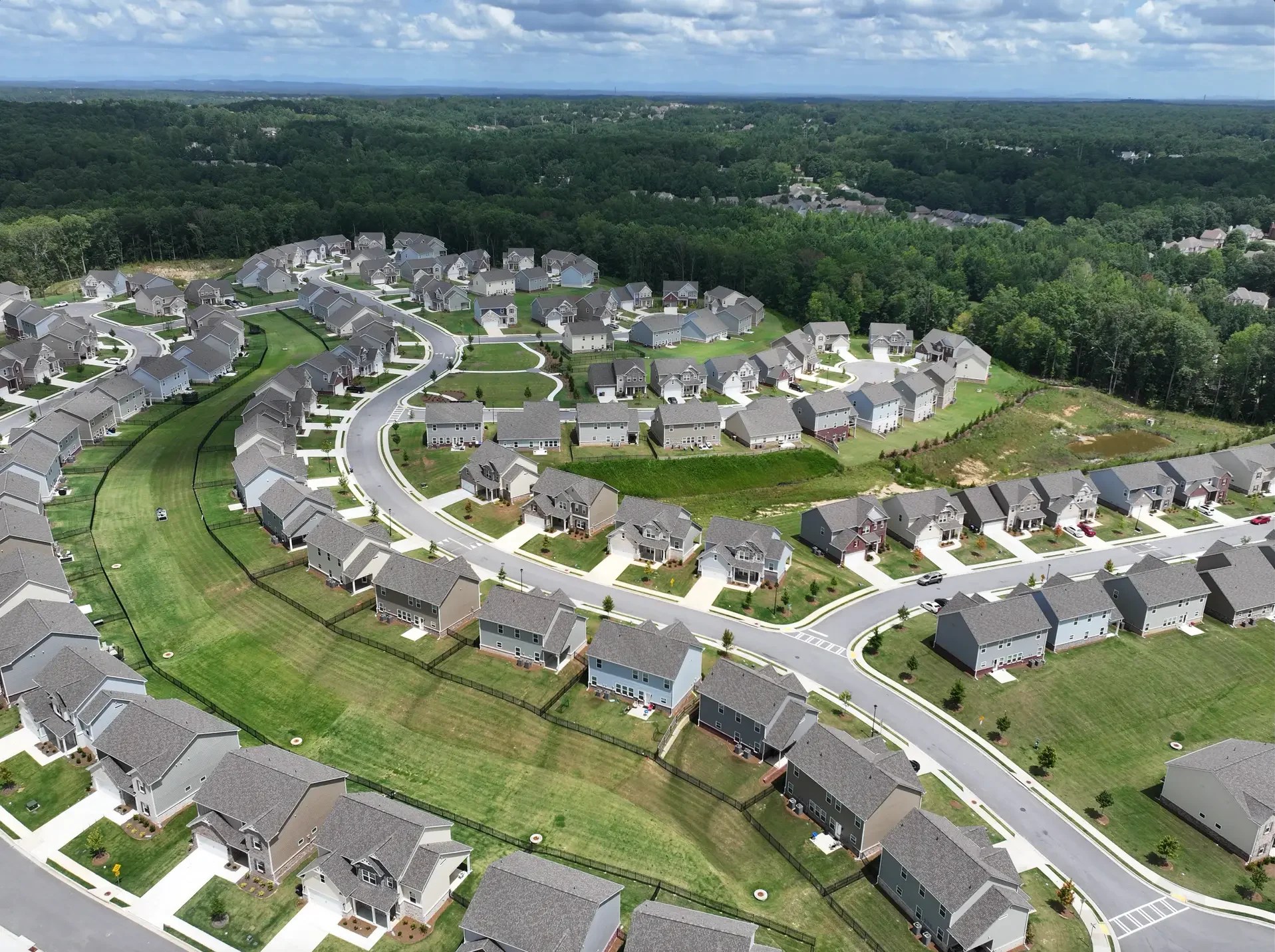 aerial shot of Enclave community in Georgia, a Build-to-Rent Development Community by Laseter Development Group and affiliates