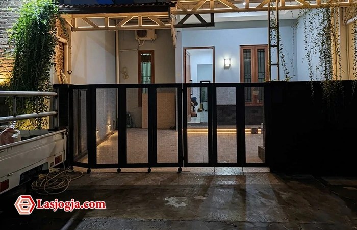 Proyek pintu gerbang geser Berbah