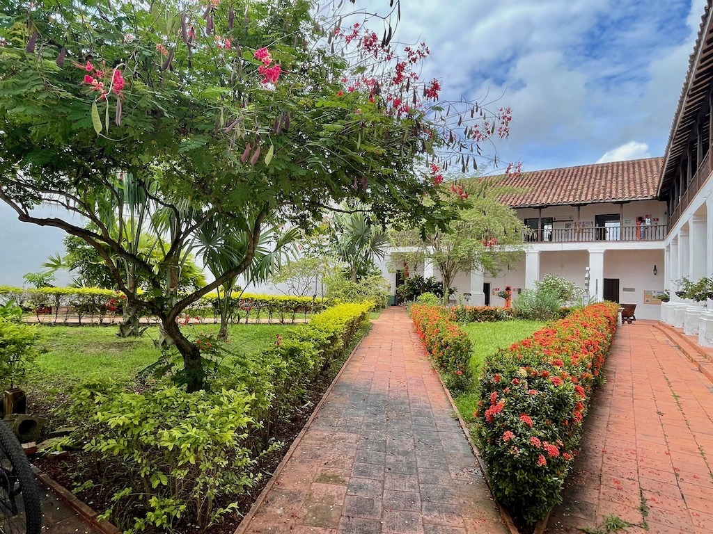 Interior garden, Municipal Council building