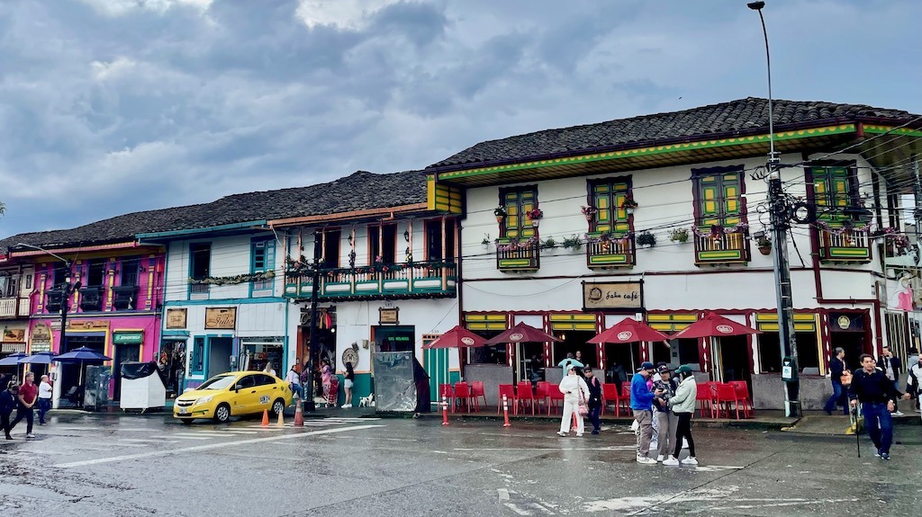 A pretty street in Filandia