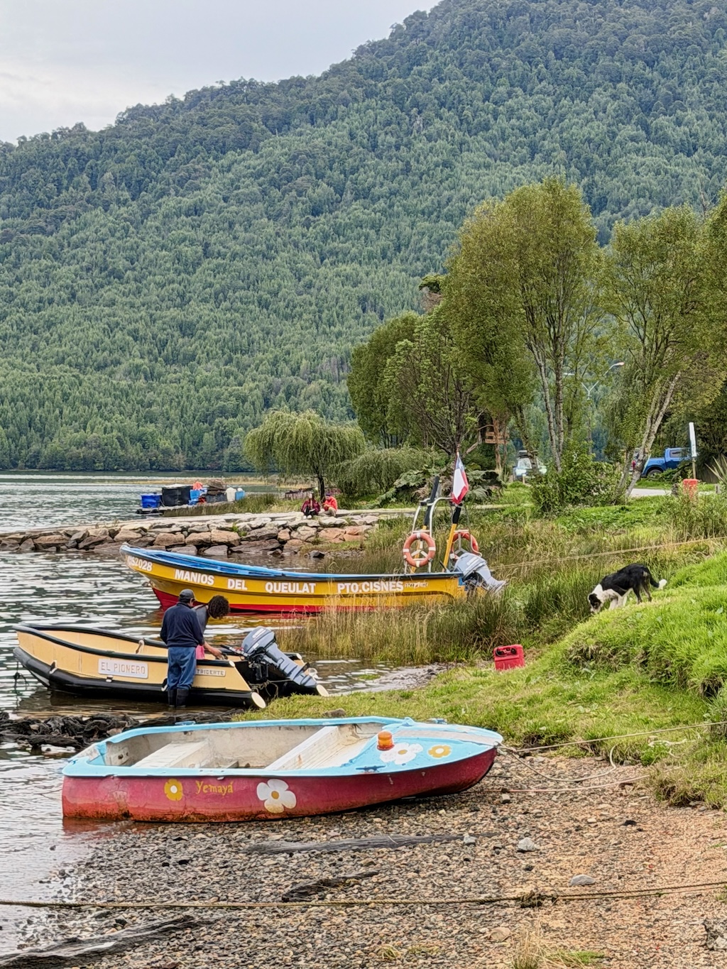 I can never resist colorful fishing boats!