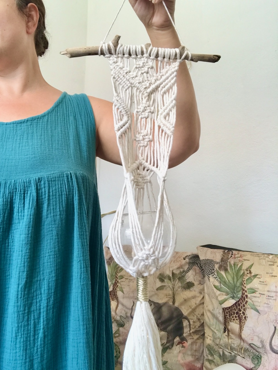 Comment créer une suspension en macramé ?