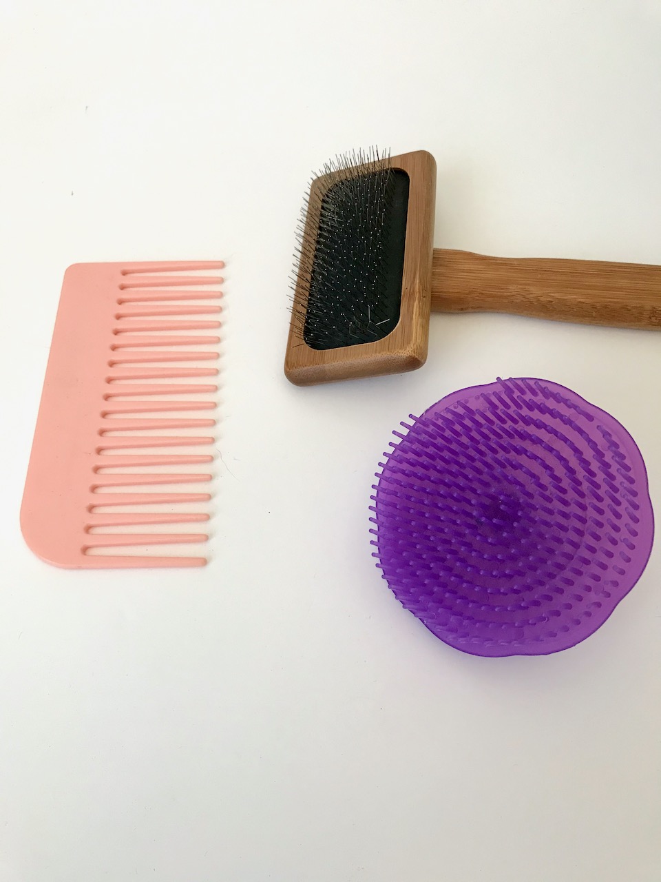 brosse et peigne pour macramé