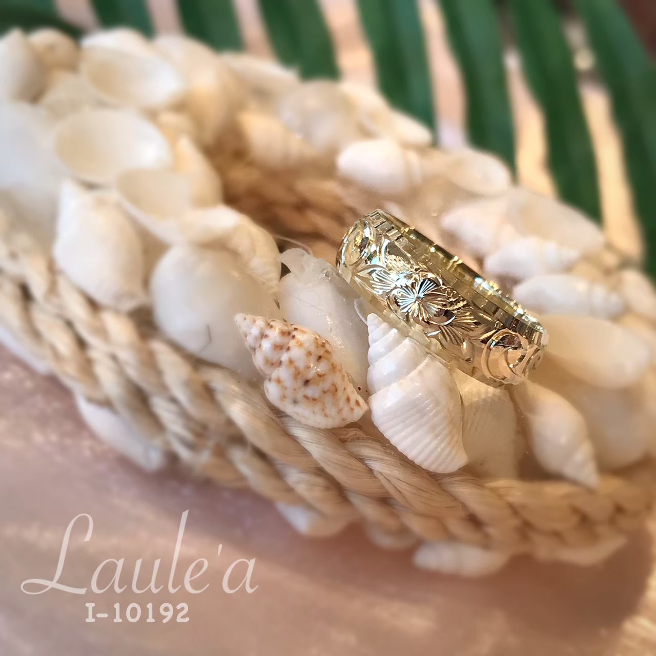 I-10192　グリーンゴールドリング