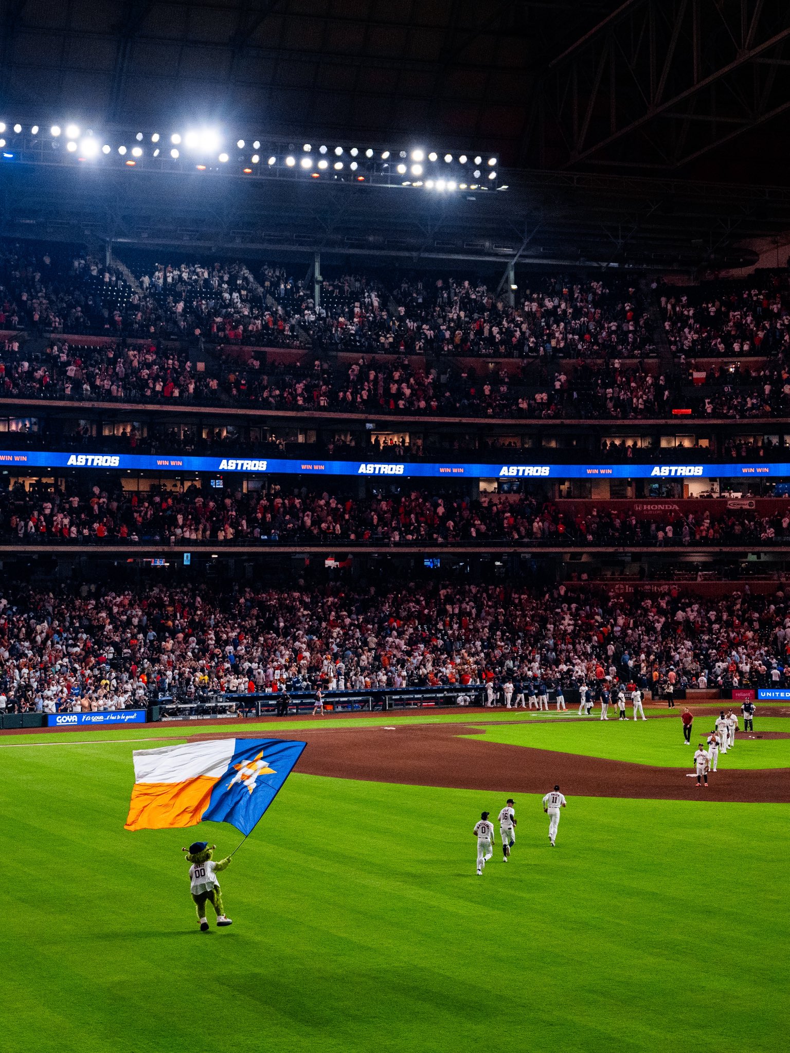 The Astros Launch Briefing: May 23, 2026 – Brown, Ross, Taylor, Story