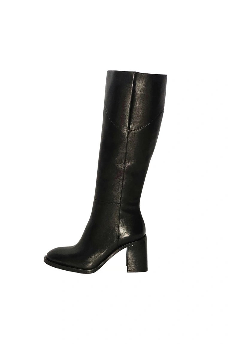 Theane boot