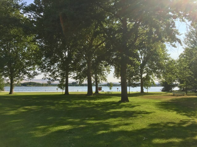 Broad lawns and shade trees make Sacajawea an inviting place to while away a hot afternoon. (Mr. Adventure photo)