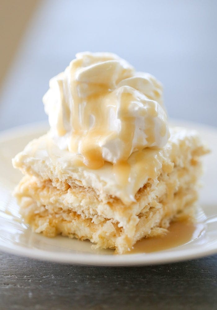 I used ritz crackers in this recipe, which are a delicious choice. Salted Caramel Ritz Cracker Ice Box Cake - Lauren's Latest