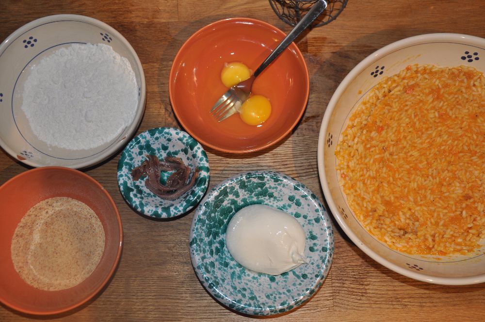 Ingredienti per il supplì alla zucca, con alici e burrata