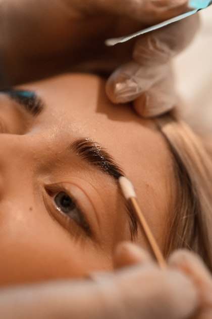 The Art of Eyebrow Threading