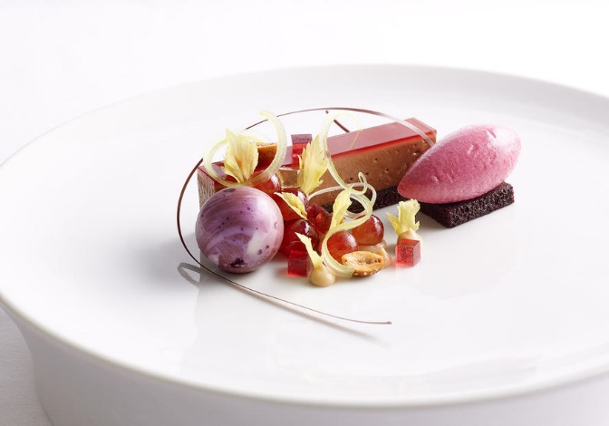 洋書 Food in the Social Order a-piece-of-cake-on-a-plate-