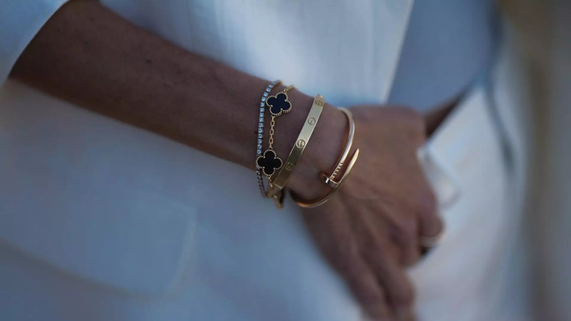 2025 Luxury Market Declares War on Illusions: Rising Skepticism Threatens Glamour’s Future