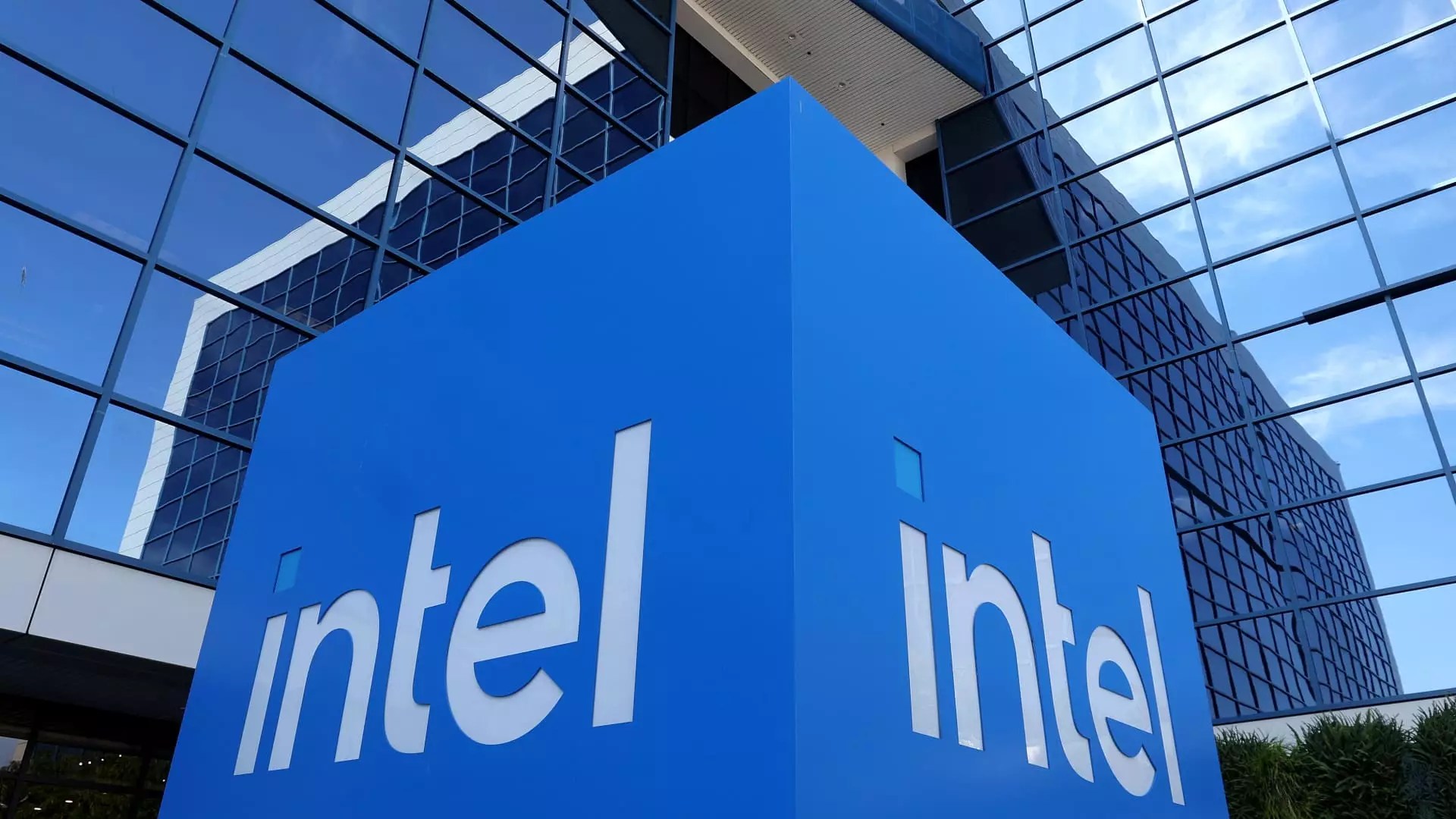 Why Overbought Stocks Like Intel and eBay Signal a Market on the Brink of Reckless Overreach