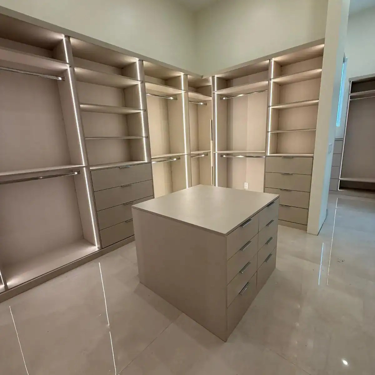 Custom_Closets_5