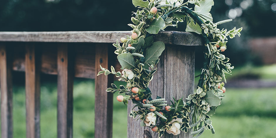 5 Easy DIY Flower Crown Tutorials