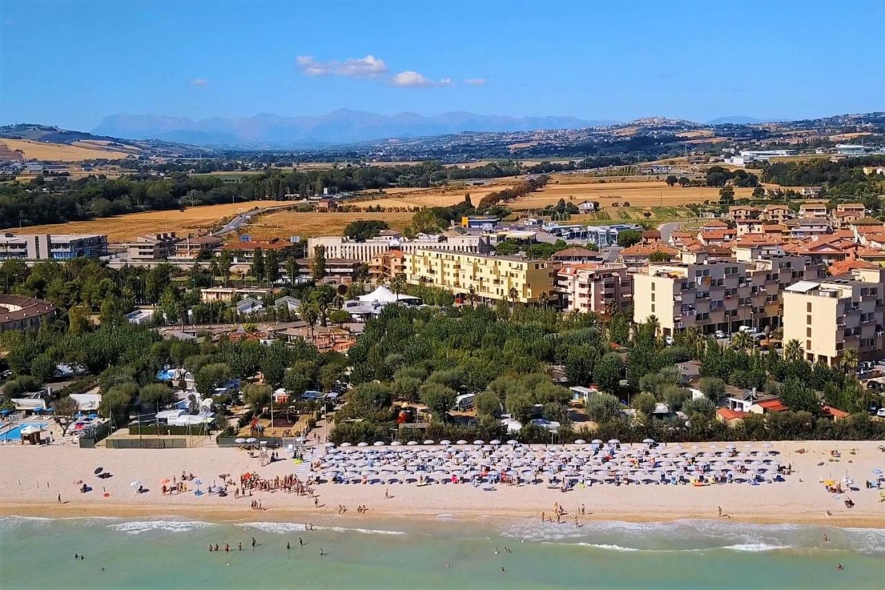 LE MIMOSE VILLAGGIO TURISTICO - CAMPGROUND PORTO SANTʼELPIDIO