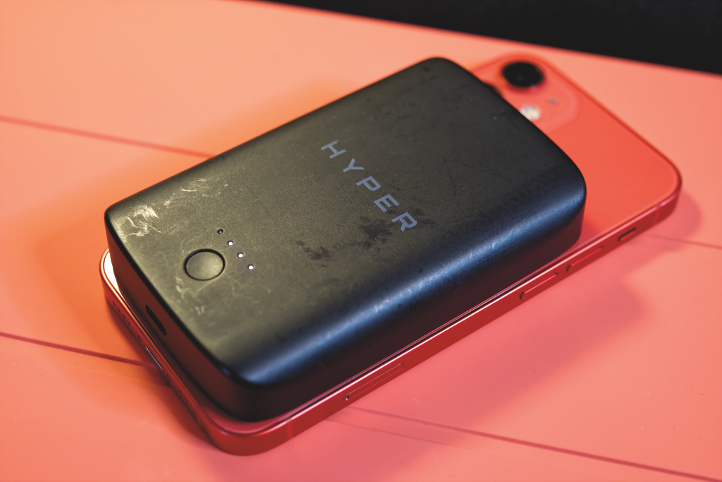 hyper magsafe battery pack