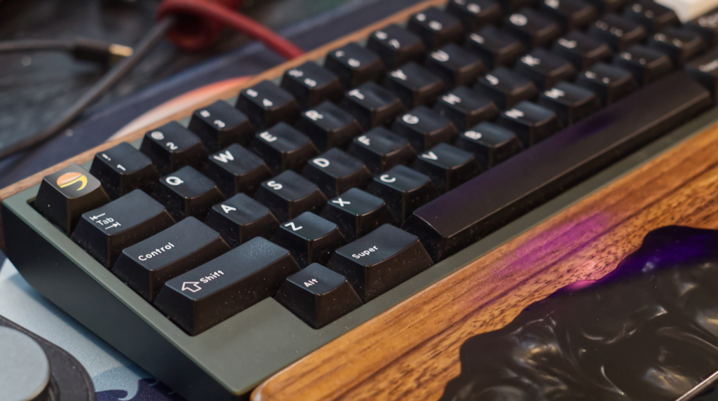 Mode Tempo Review: Why Do I Even Own Other Keyboards? - Leaf&Core