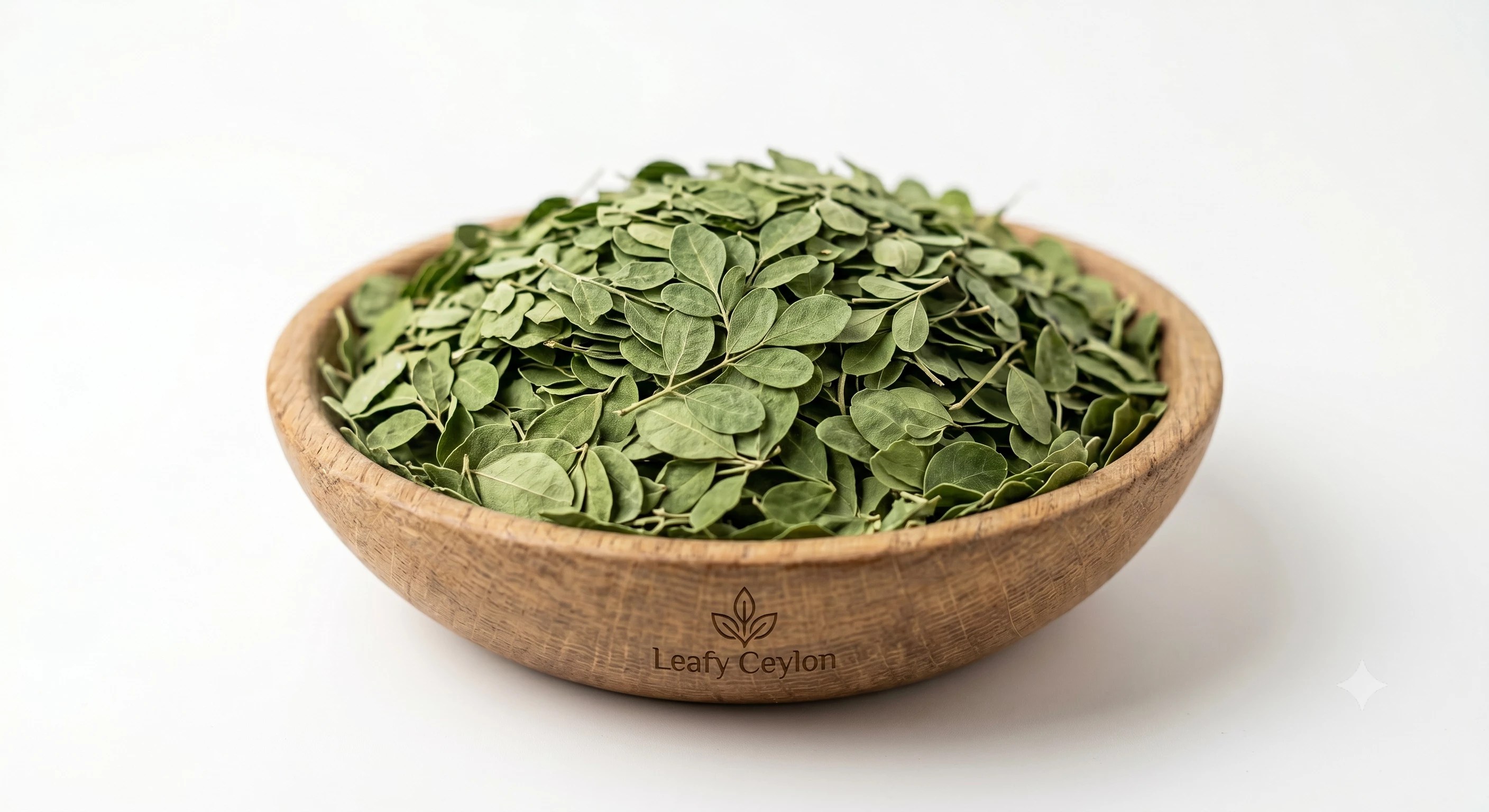 Moringa supplier Sri Lanka: dried Ceylon moringa leaves in a bowl