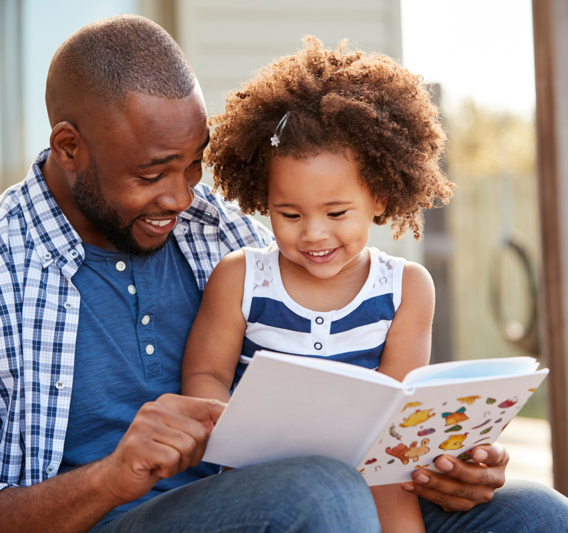 Dad and daughter readalouds