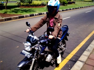 Free Gambar Tersemai Cinta Diatas Motor Trail Kerenn Brosis Penuh Gambar Terupdate by Lampung Hits