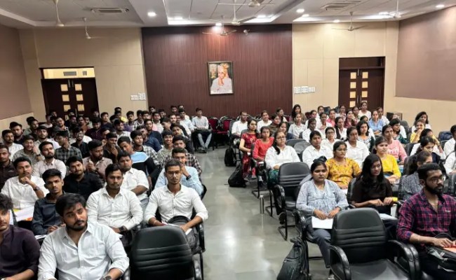 Become A Skilled Data Analyst – Learn Data Analytics - Learnomate ...