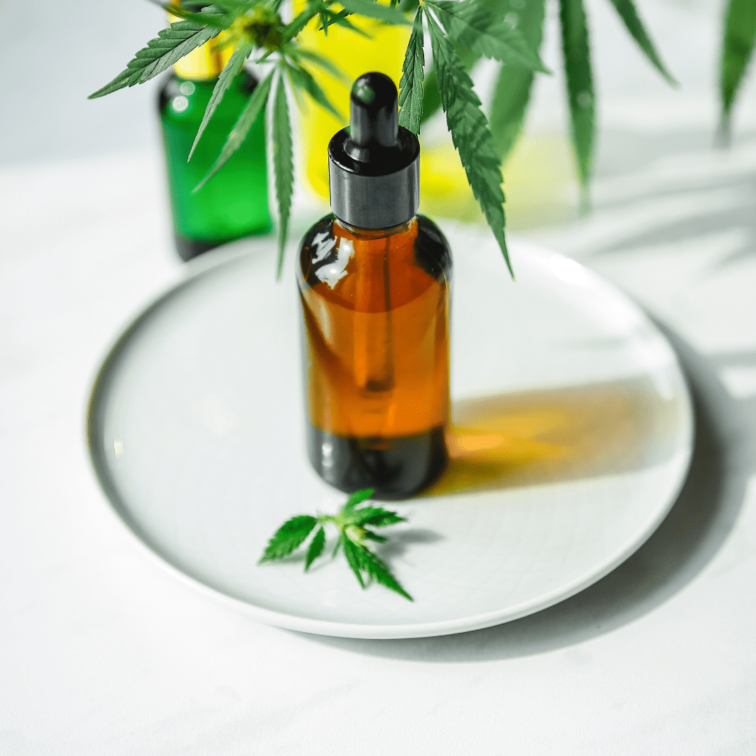 liquide végétal cigarette électronique E-liquides CBD à l'achat 100% Naturel main image 1