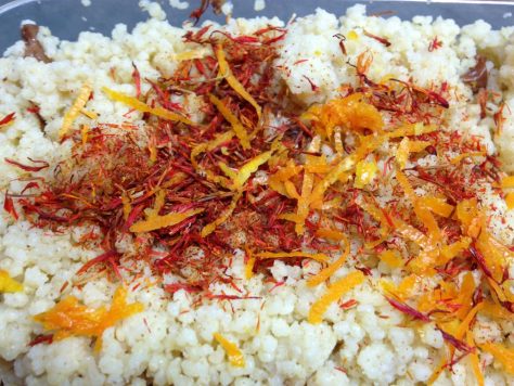 Gewürzhirse mit Safran, Cumin und Orangenzesten