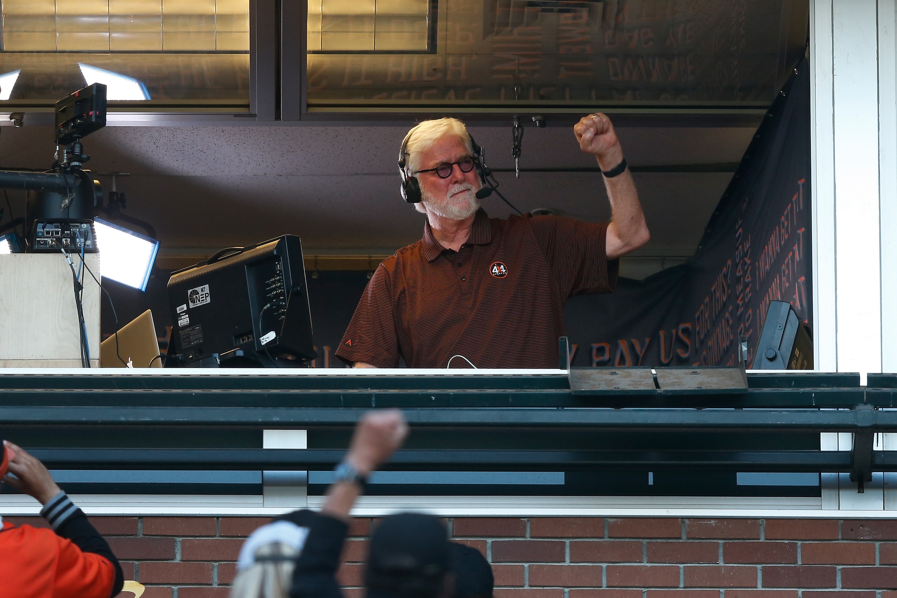 Mike Krukow's Emotional Farewell: A Baseball Legend Retires After 35 Years (2026)