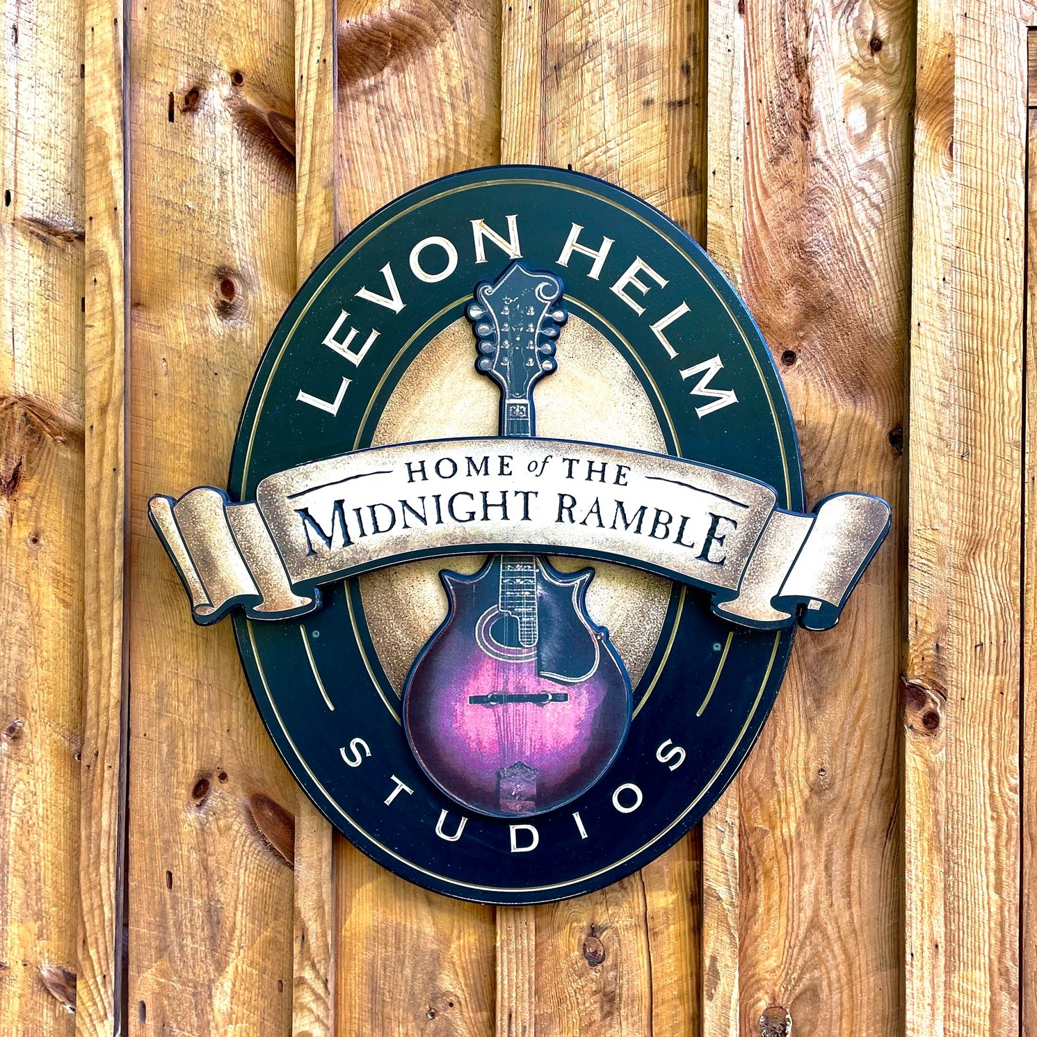 Levon Helm Studios: Family Dispute, Mismanagement Claims & the Future of Midnight Rambles (2026)