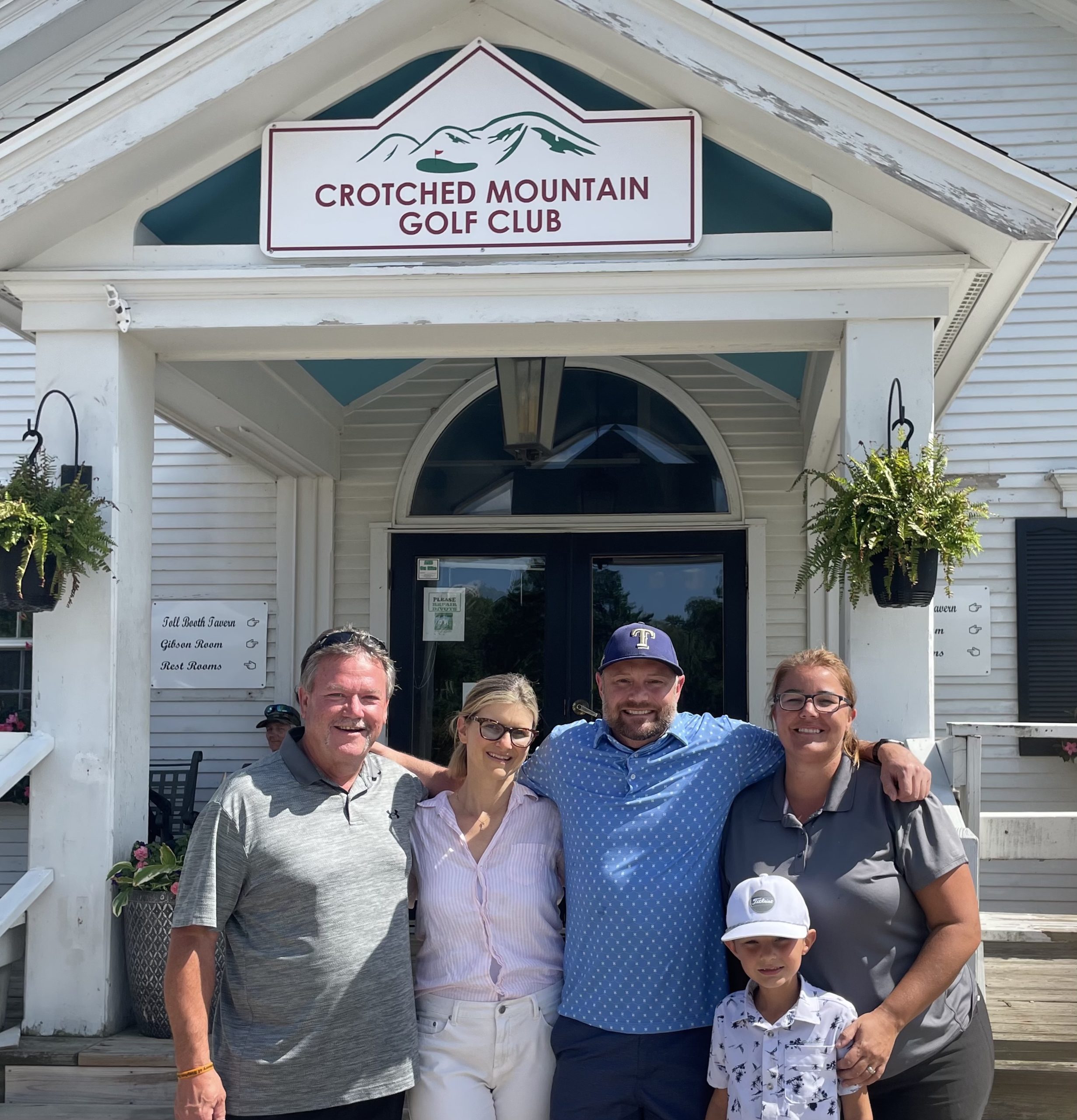 J. Field Golf 2025 winners: Ron Record Jennifer Field Josh King Moe Kelly and son Carver.