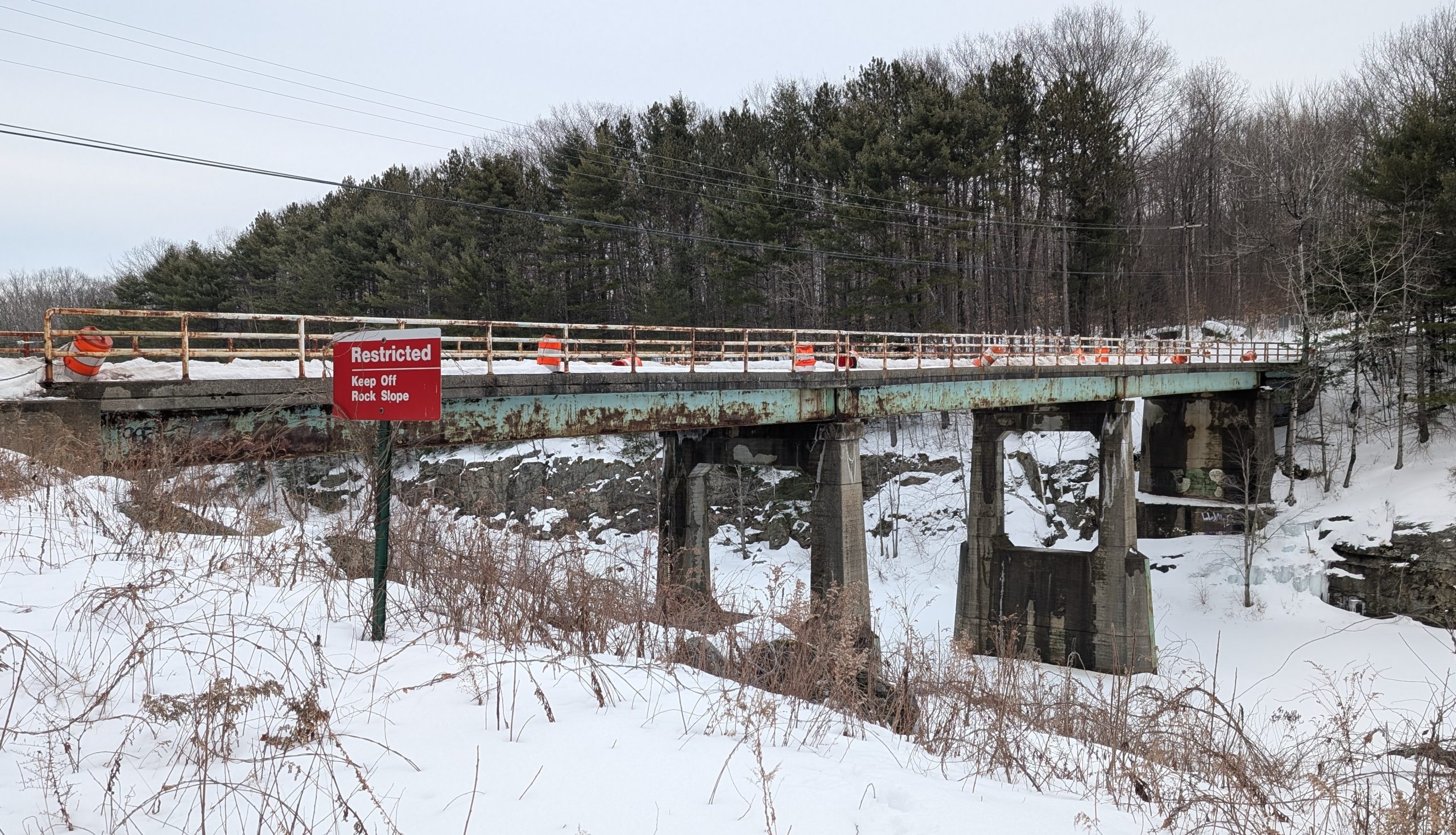 Windy Row Bridge.