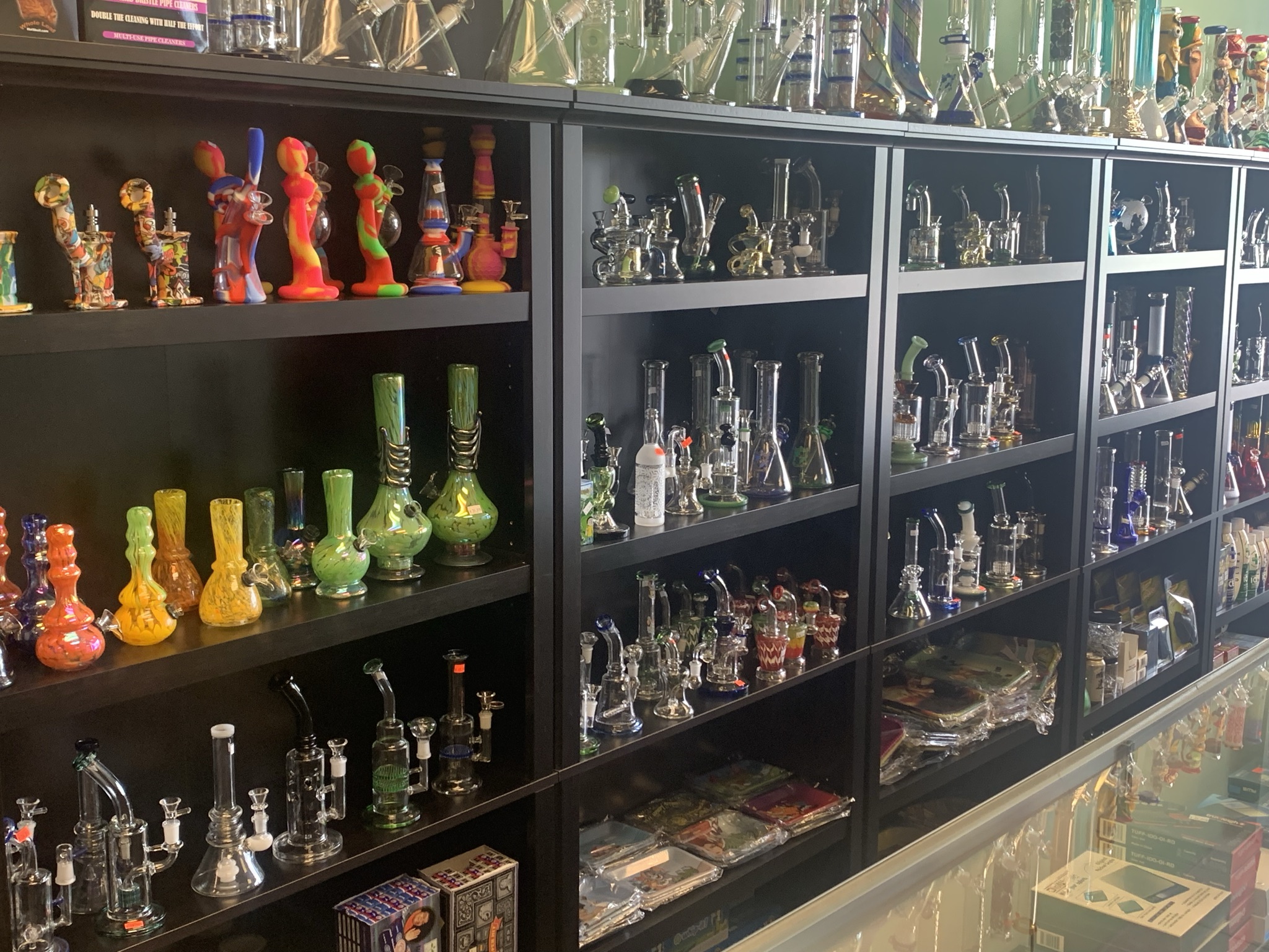 glass-pipe-bubblers-bongs-Lees-Summit-MO