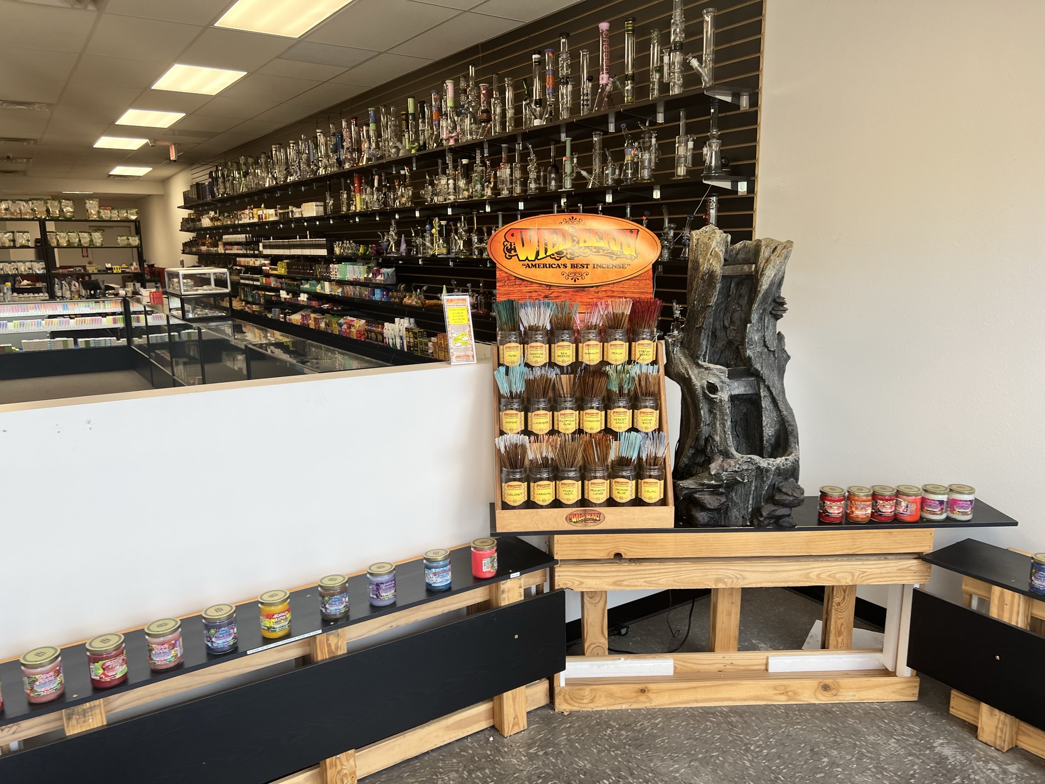smoke-vape-head-shop-Lees-Summit--MO