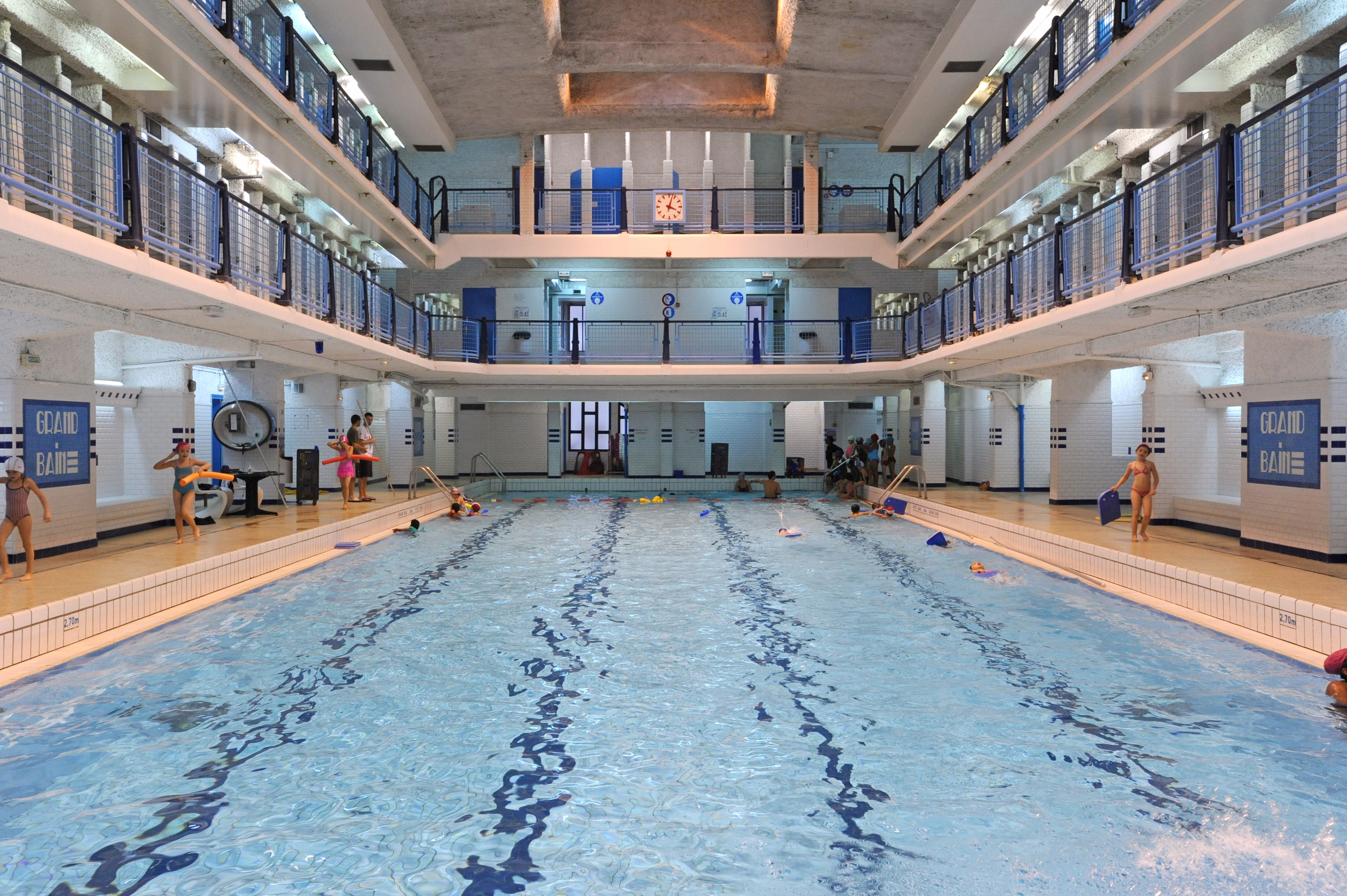 Piscine Des Amiraux Clignancourt 6 Rue Hermann Lachapelle
