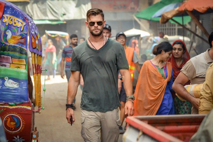 Extraction Review: Chris Hemsworth