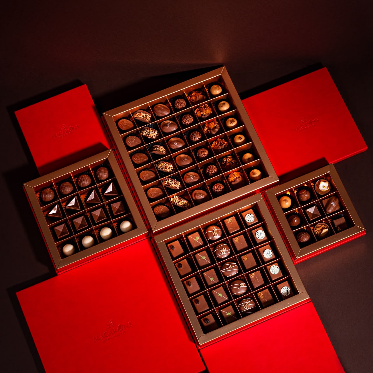 Le Macarons Chocolatier-Premium Squire Leather Corporate Chocolate Gift Box Combo