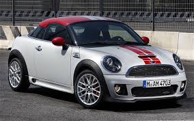 Video MINI Coopers S Coupe Mobil Penggemar Sport