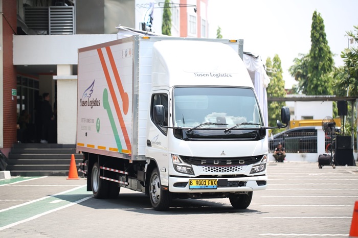 Fuso eCanter Resmi Beroperasi