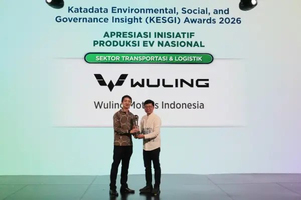 Wuling Raih KESGI Award