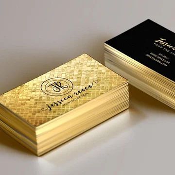 Studio Top Custom Boxes - 4K Vintage Designs for Desktop