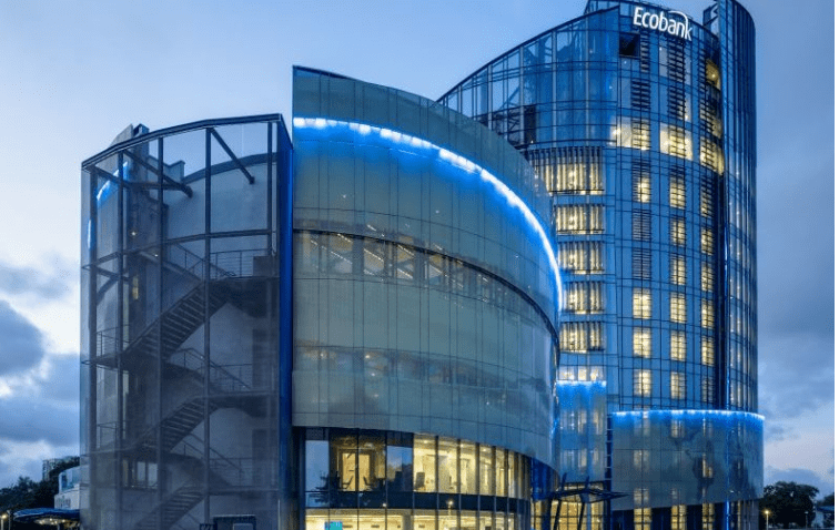 Ecobank Group : les revenus dépassent 2 milliards USD, mais les créances douteuses montent